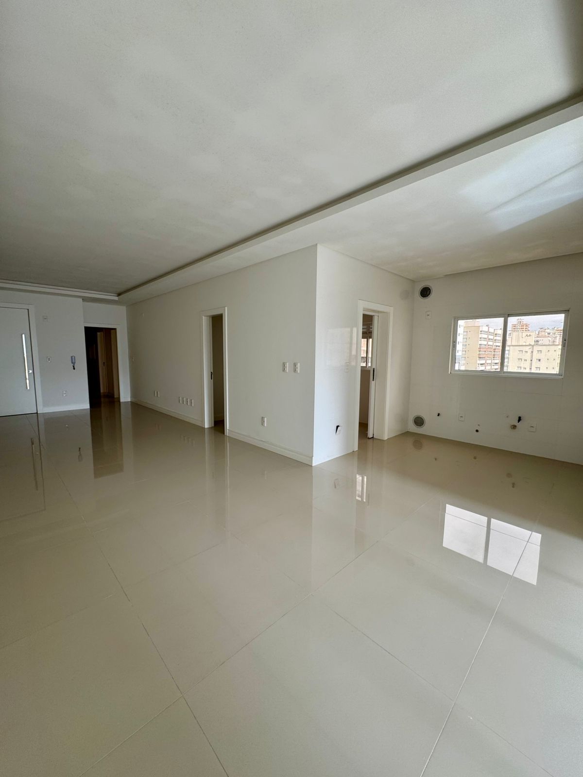 PRONTO PARA MORAR EM 100X - 03 SUÍTES -  02 VAGAS